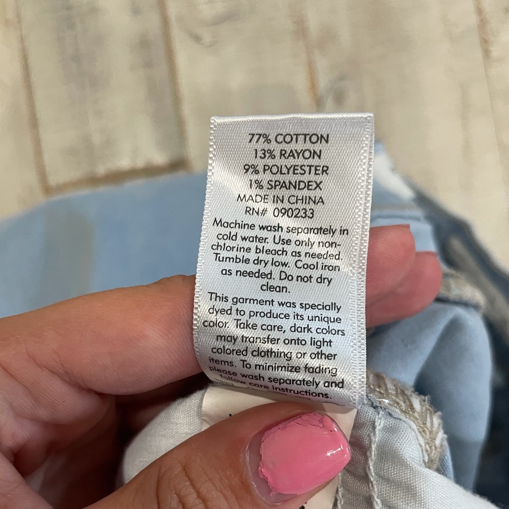 Jeans - Picture 6 of 7